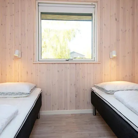 Holiday home 8 Person In B Rkop
