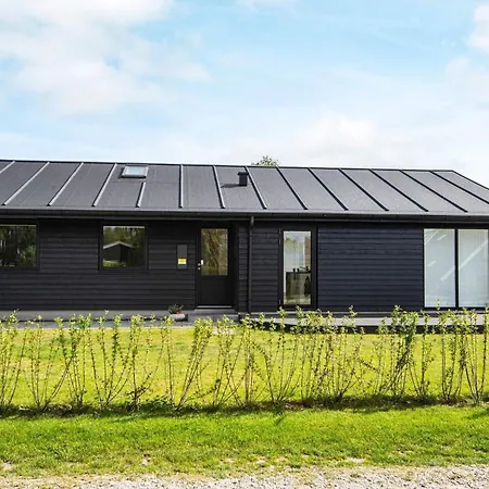 Luxury House With - By Traum *